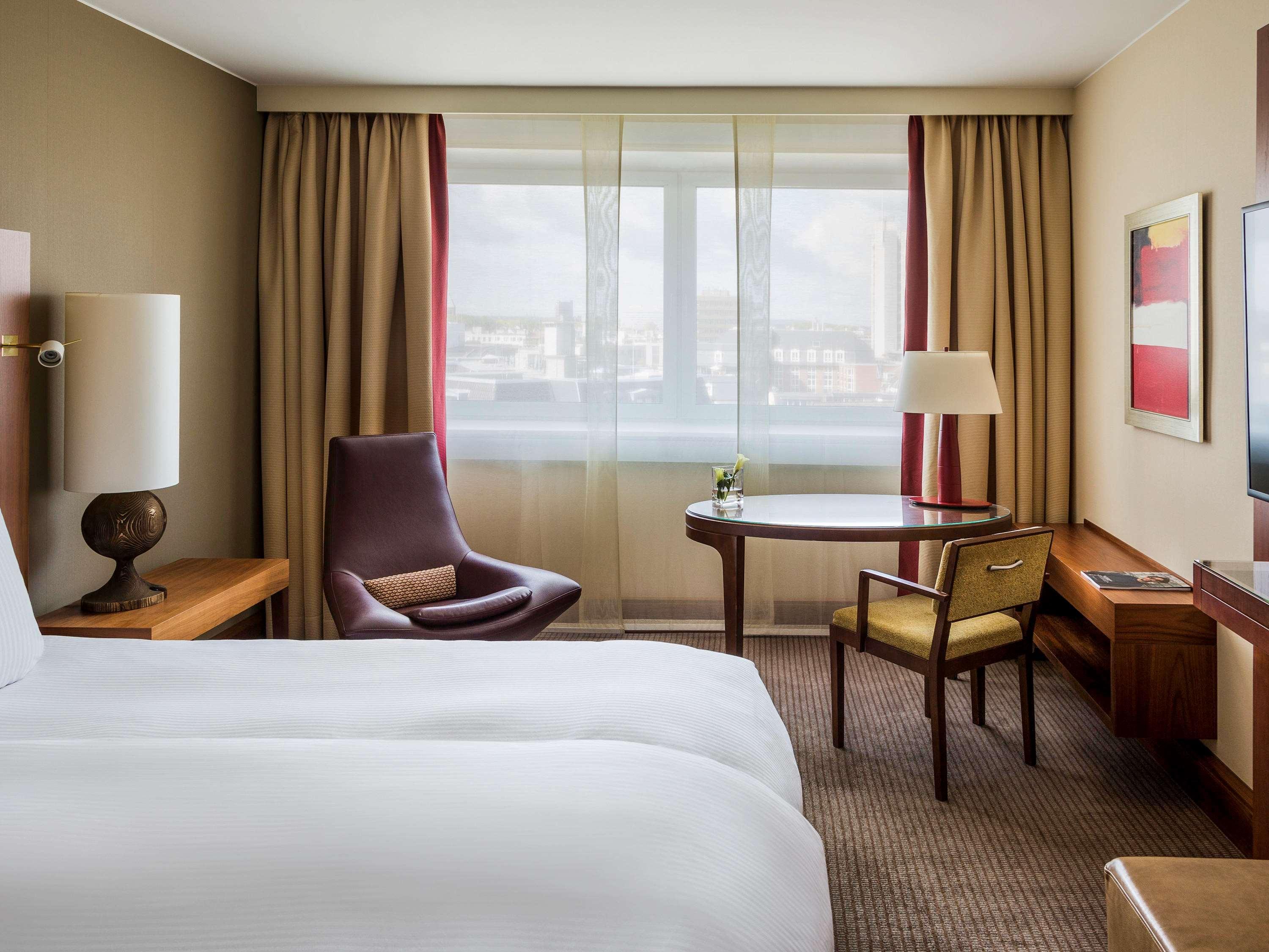 Hotel Pullman Colonia Esterno foto