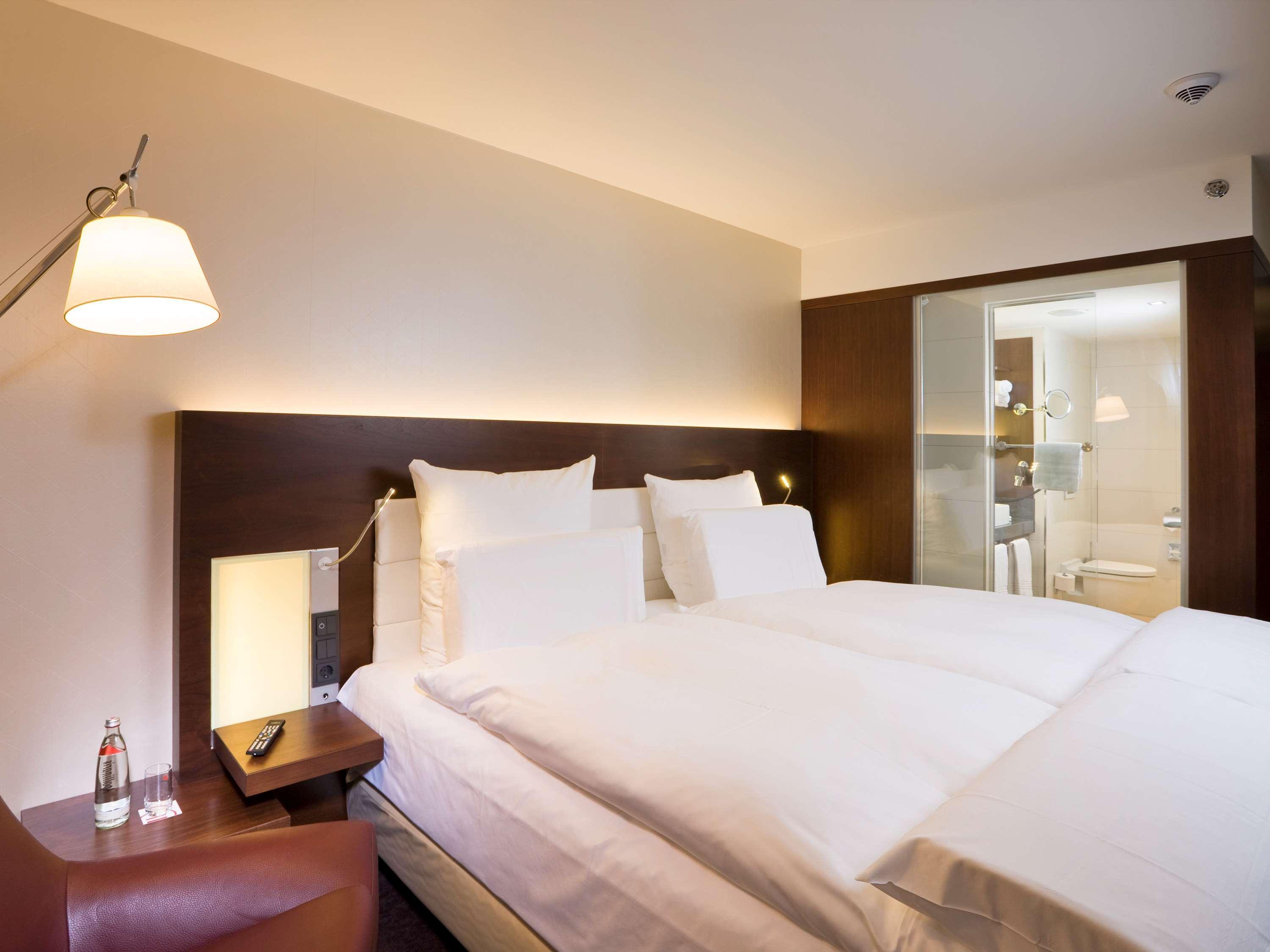 Hotel Pullman Colonia Esterno foto