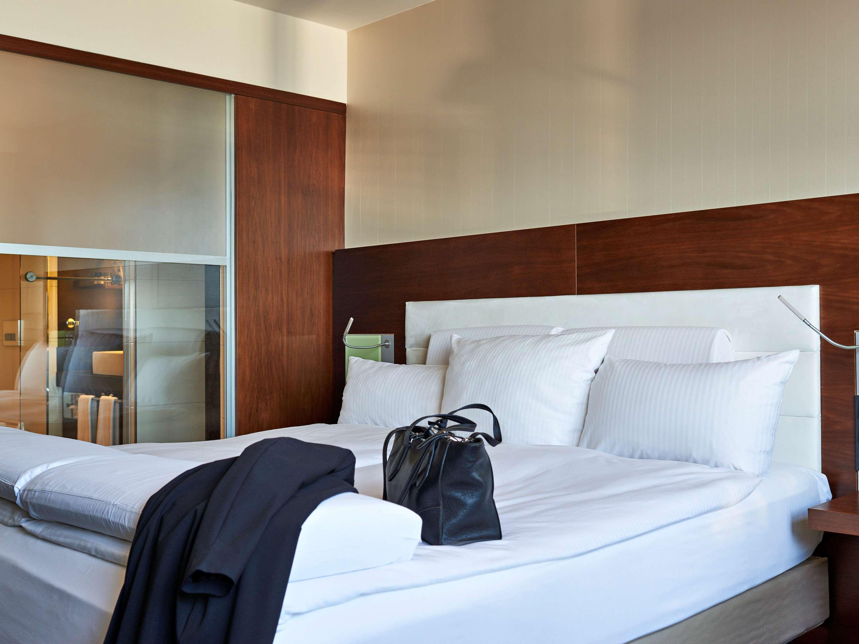Hotel Pullman Colonia Esterno foto